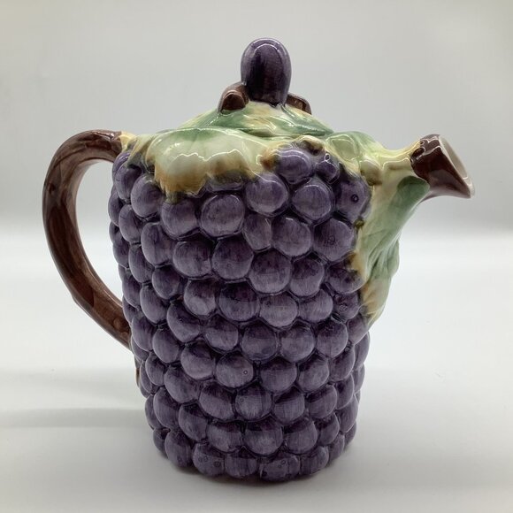 Majolica Vintage Grape Designed Pitcher, Made in Portugal Collectible Serveware - Picture 5 of 12